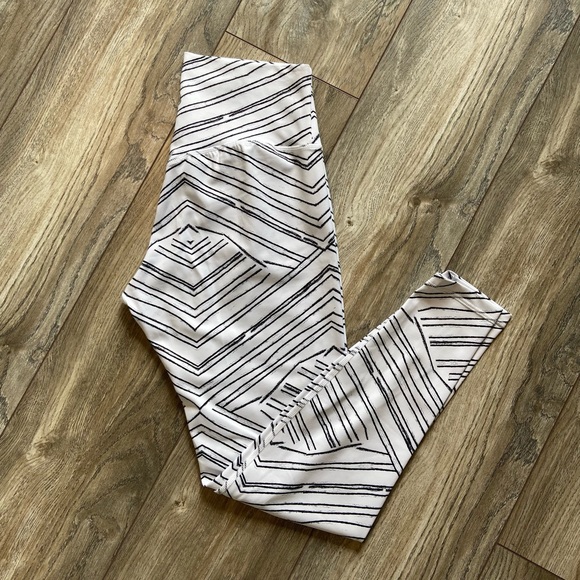 Buffbunny Collection Pants - NWOT Buffbunny legging